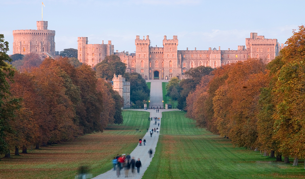 Windsor Castle at Sunset - In My Father's House are Many Mansions - Christ.net.au